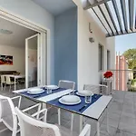 Venice Golf 公寓式酒店