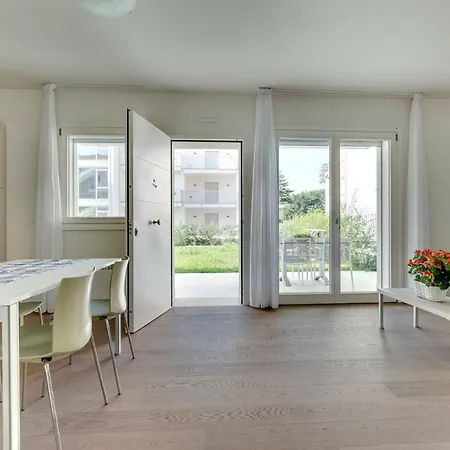 Apartmanhotel Venice Golf 4*